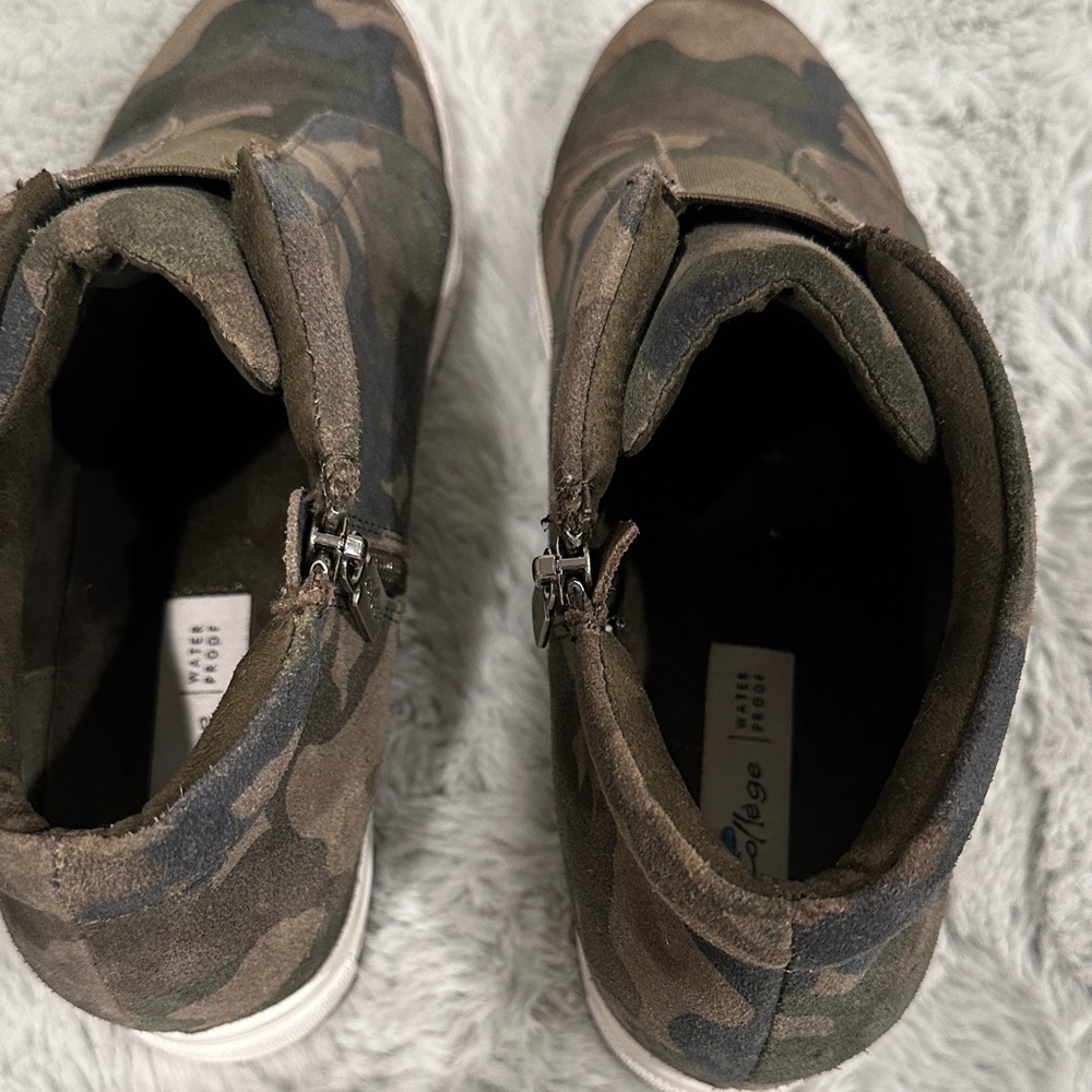 Aqua College Glady Hidden Wedge Sneakers Camo Waterproof | Women’s 8.5 🔥 - Picture 4 of 9